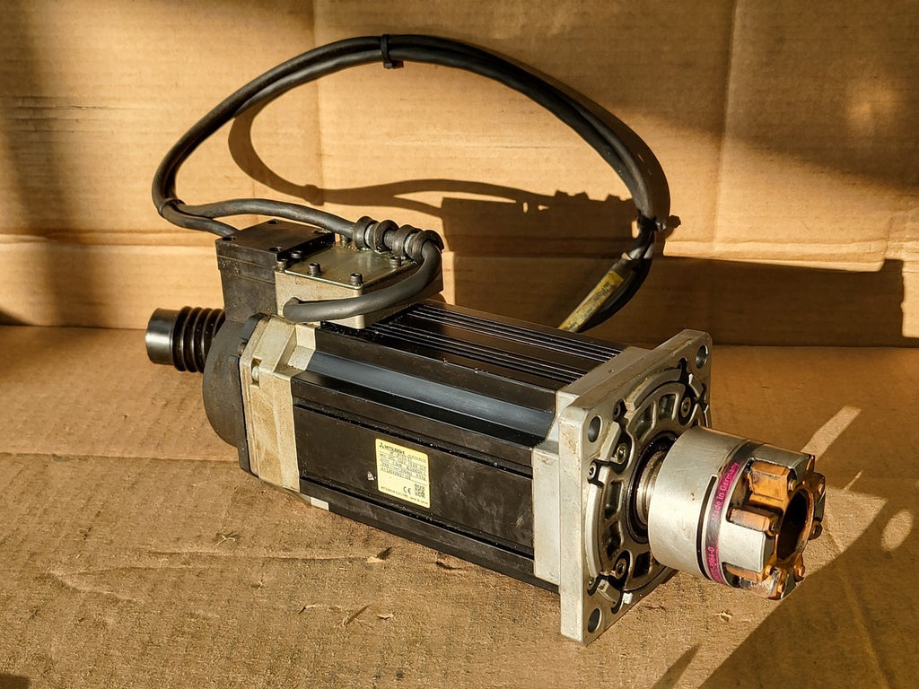 MITSUBISHI 2 hp, 102 Volts, 300 rpm AC Servo Motor HF-JP153-S7