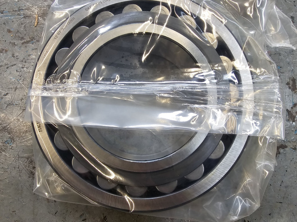 SKF Spherical Roller Bearing 40mm ID x 250mm OD x 68mmW,  22228 CCK/C3W33