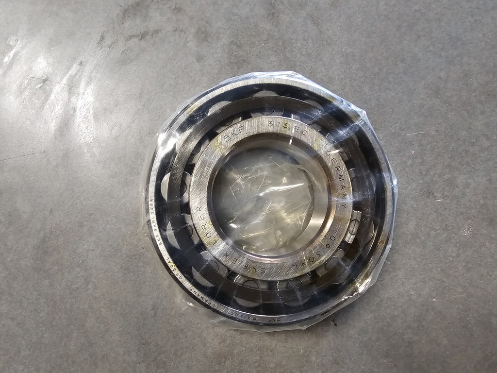 SKF Cylindrical Roller Bearing 65mm ID x 140mm OD x 33mm W, N 313 ETVP2