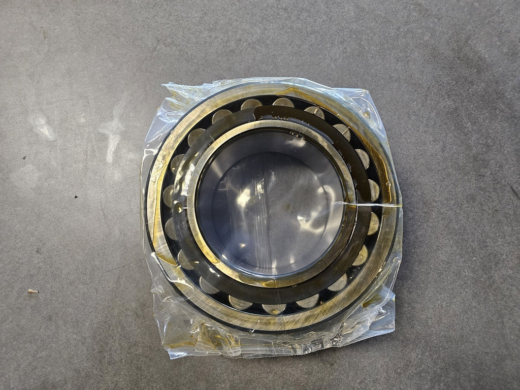 SKF Spherical Roller Bearing 130mm ID x 230mm OD x 80mm W, 23226 CC/W33