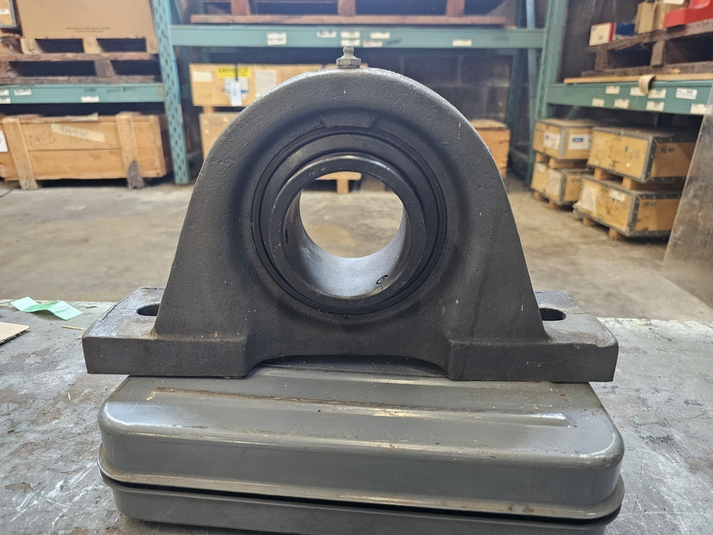 SEAL MASTER Pillow Block 3-3/16" Bore, SP-51