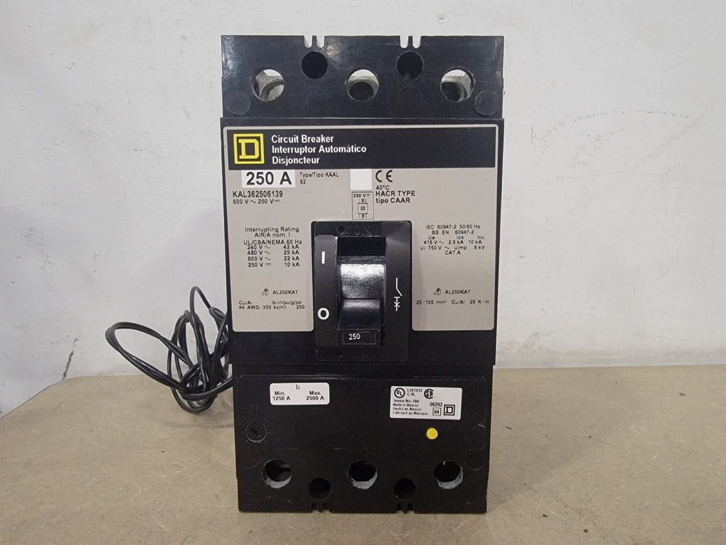 SQUARE D 250 Amp, 3 Pole, 600 Volts Circuit Breaker KAL362506139 w/ Shunt Trip