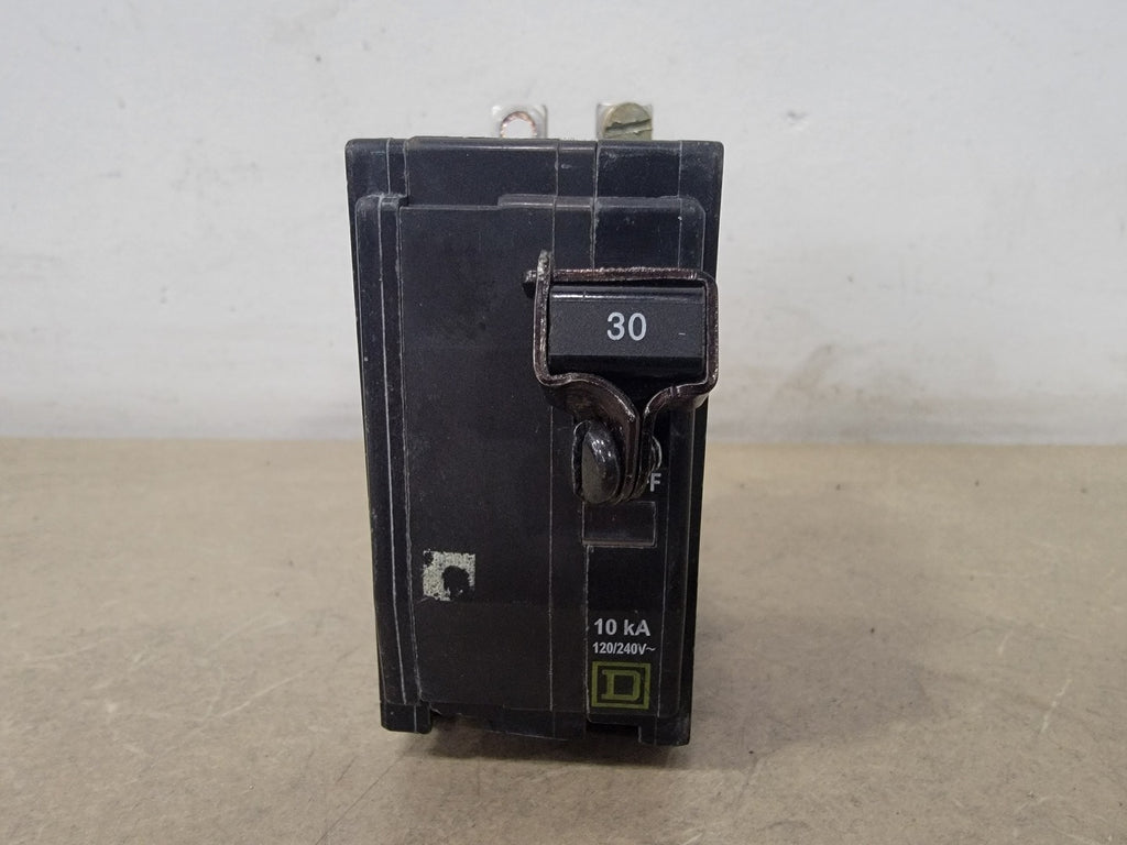 SQUARE D 30 Amp, 1 Pole, 120/240 volts Circuit Breaker QO130