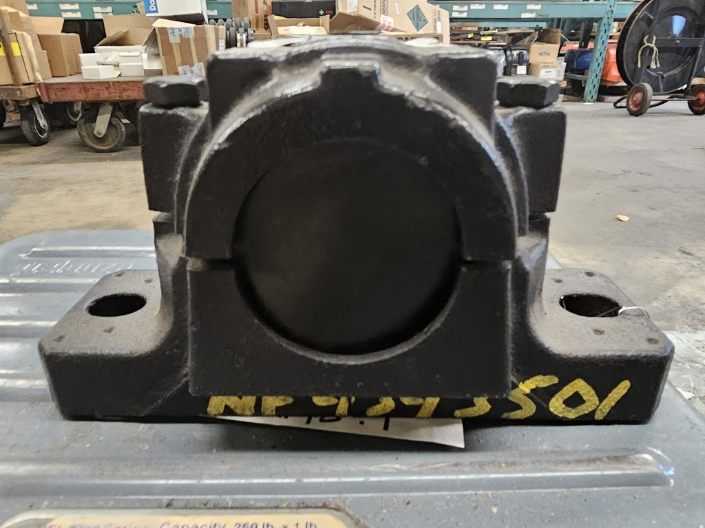 SKF Plummer Block Housing 6.69" Bore, SNH 509