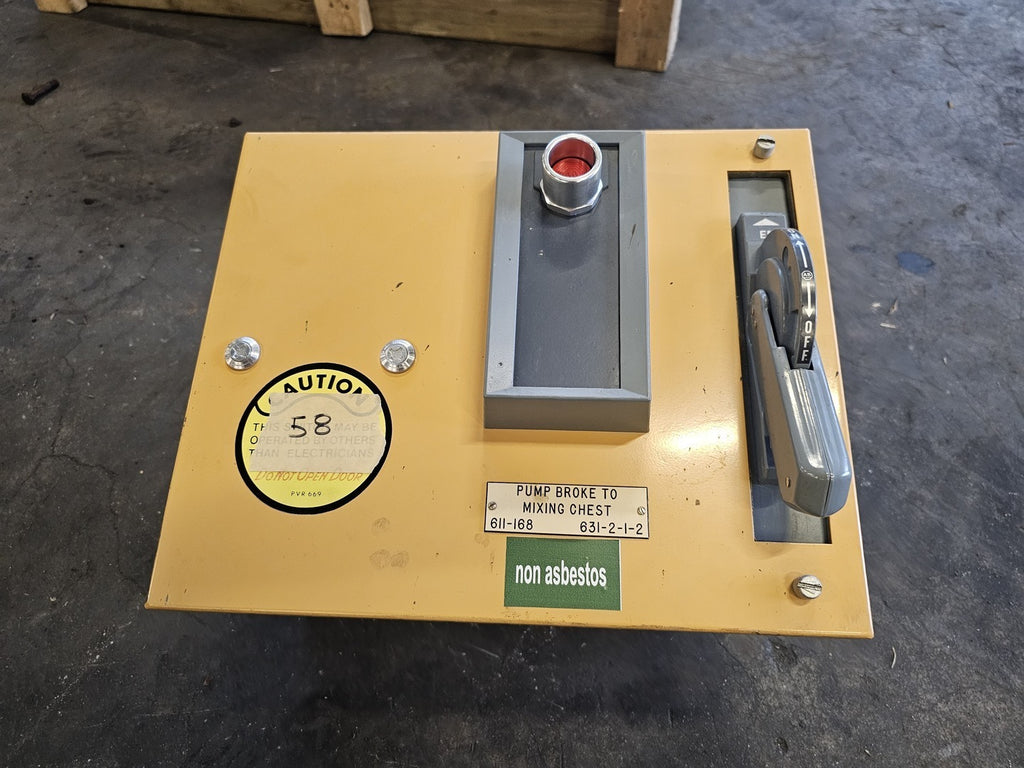 ALLEN-BRADLEY Motor Starter Disconnect Switch Enclosure 2112B-CJCD-Z21