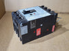 SIEMENS 30 Amp, 3 Pole, 600 Volts Circuit Breaker ED63A030 w/ Auxiliary Switch A01ED64B