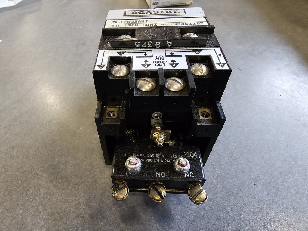AGASTAT 7022 AH Timing Relay 10 Amps, 120 VDC, 3-30 Min. Range 
