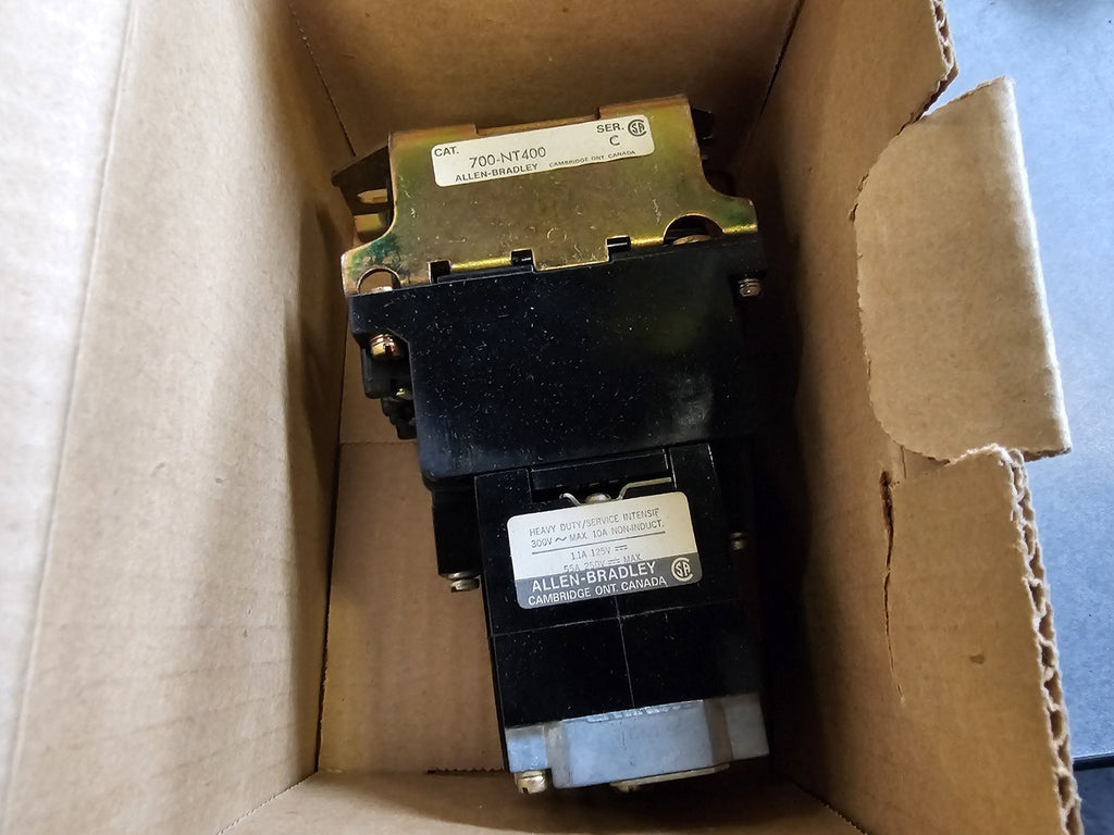 ALLEN-BRADLEY 10 Amps, NEMA Open AC Control Relay 700-NT400A1 Series, C