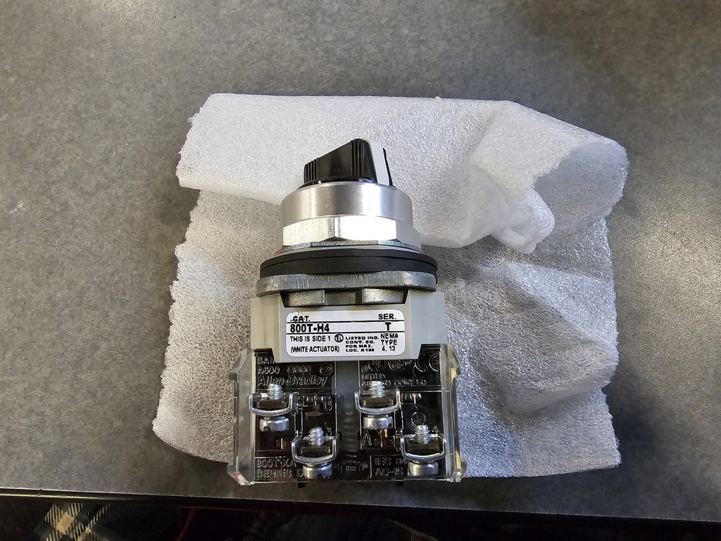 ALLEN-BRADLEY 2 Position Selector Switch 800T-H4B