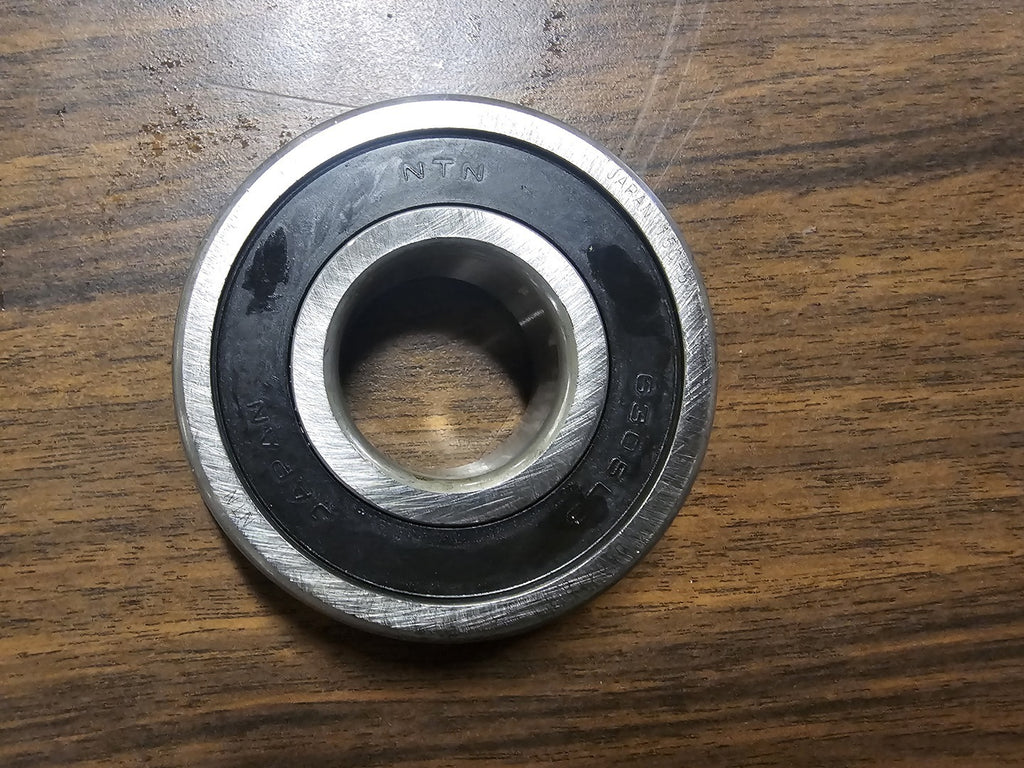 NTN Deep Groove Ball Bearing 6305LLBNR, 25x62x17mm