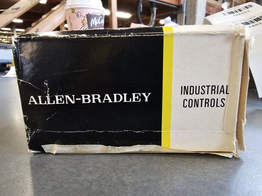 ALLEN-BRADLEY 10 Amps, NEMA A600/P600 Control Relay 700-P400A1, Series 700