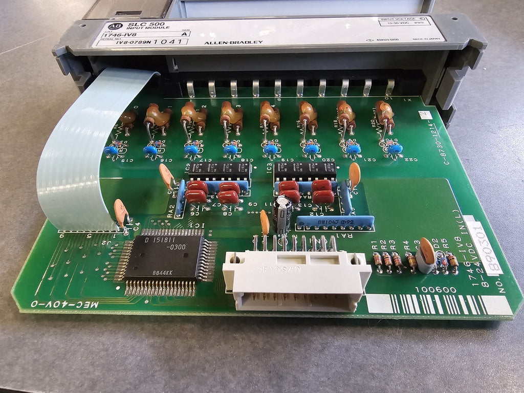 ALLEN-BRADLEY SLC 500 8Ch Input Module 1746-IV8