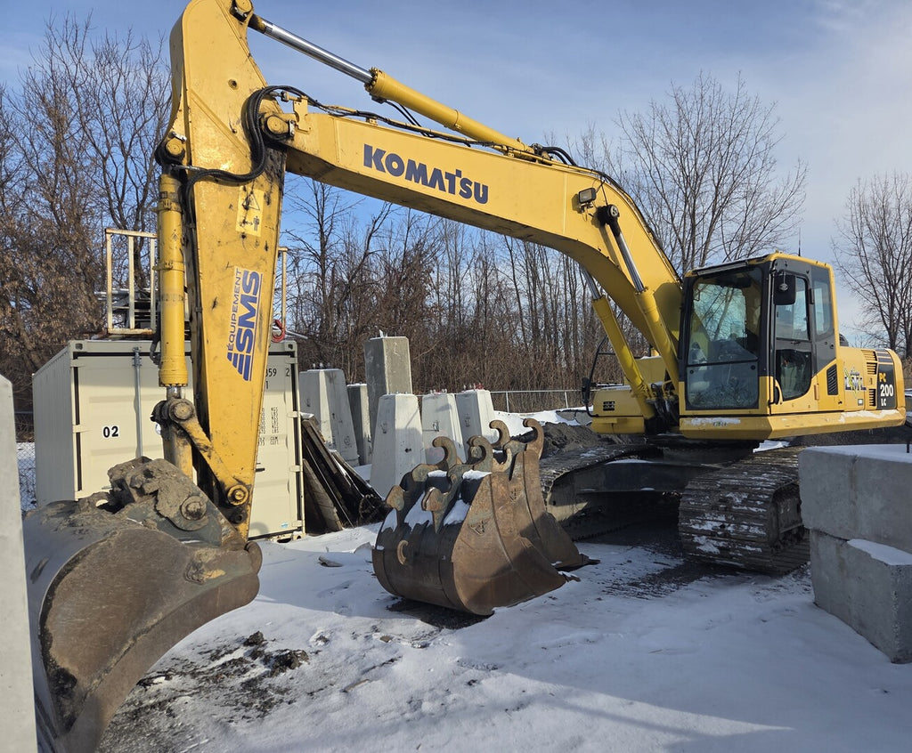 KOMATSU PC200LC-8 Excavator