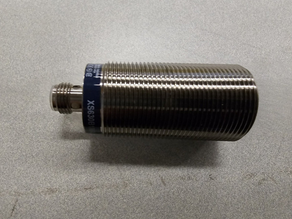 TELEMECANIQUE Inductive Proximity Sensor, 24-240V, 15mm Sensing, XS630B1MAU20