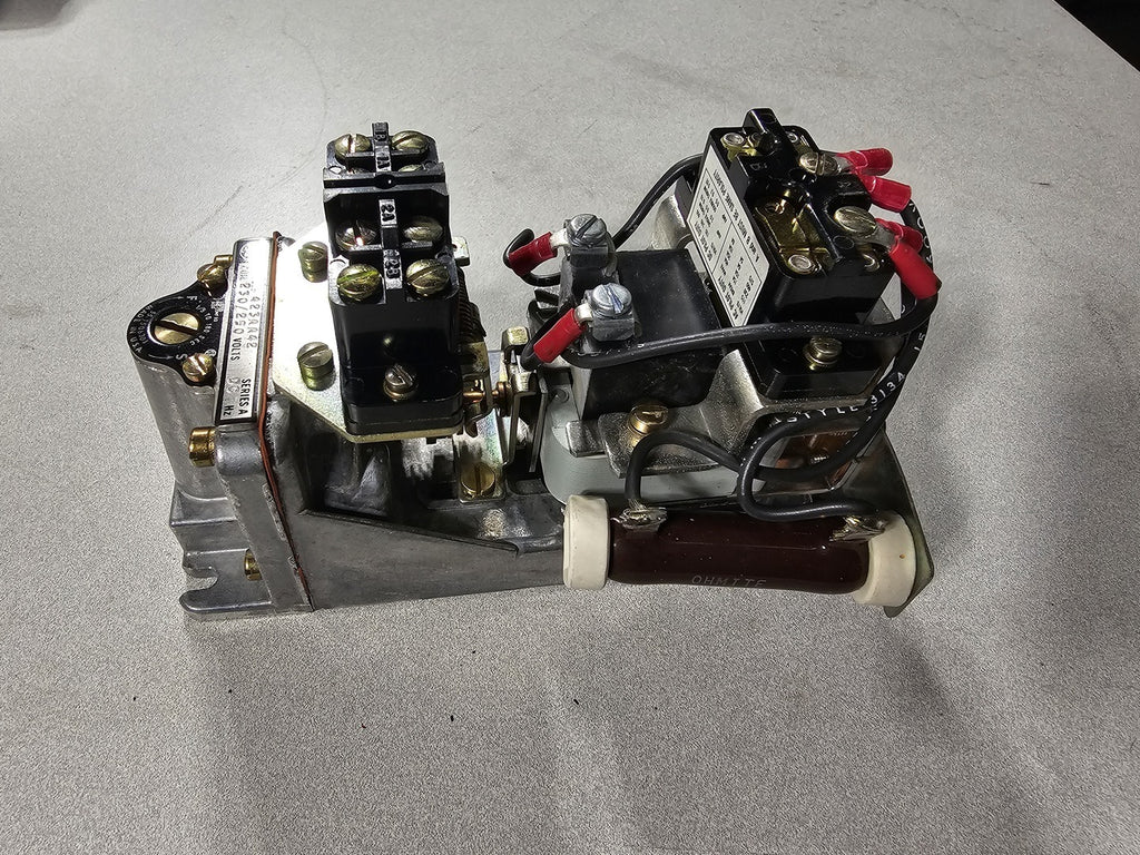 GENERAL ELECTRIC Pneumatic Time Delay Relay CR2820B423AA42