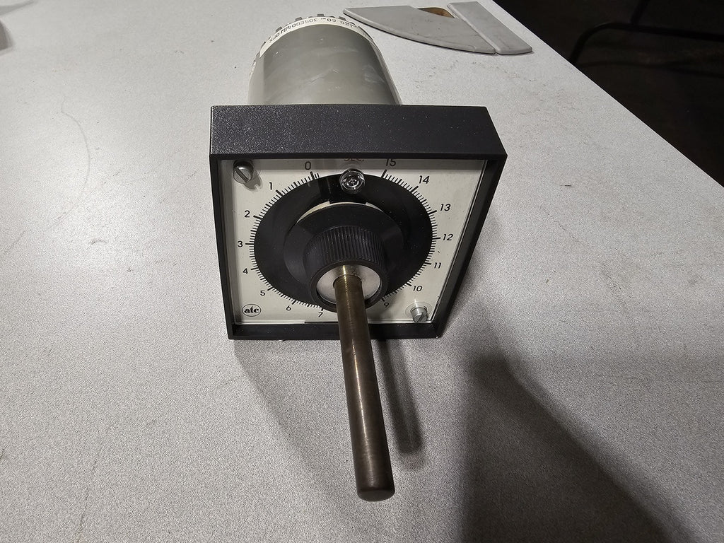 ATC 1-15 sec Motor-Driven Analog Reset Timer 305E004A10PX