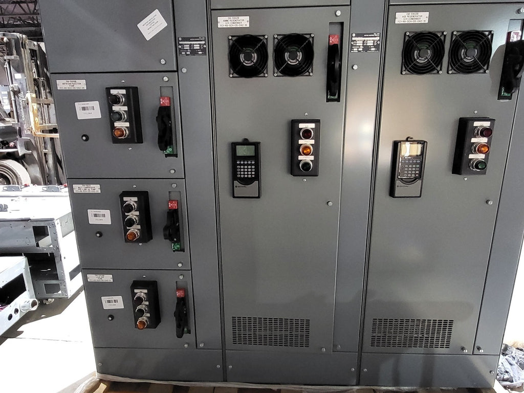 ALLEN-BRADLEY 25 hp, 600 Volts, 3-Ph VFD 20BE027A0AYNAND0 Bucket for 2100 Series MCC Frame