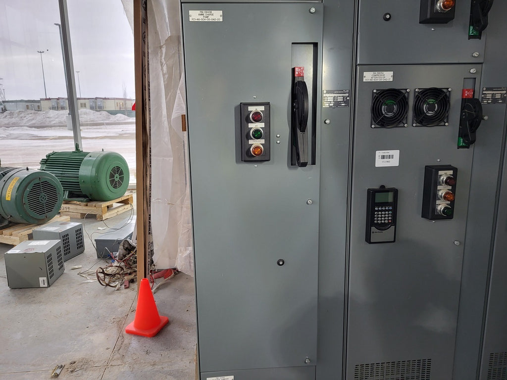 ALLEN-BRADLEY MCC Bucket, 125 hp Size 5 FVNR, 600V, 3PH, YUTKNPN90/1AY