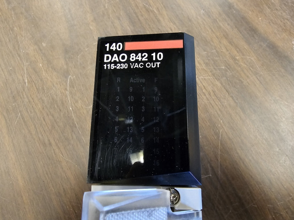 SCHNEIDER ELECTRIC Modicon Quantum 16 Ch Discrete Output Module 140DAO84210