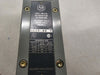 ALLEN-BRADLEY Spring Return Lever Limit Switch 802X-A4