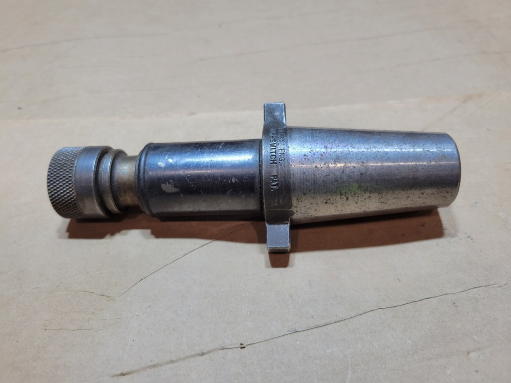 UNIVERSAL ENGINEERING Kwik-Switch Tool Holder 15934