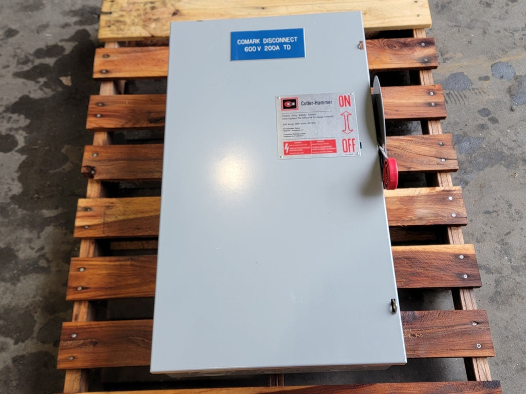 CUTLER-HAMMER 200 Amp, 600 Volt Fusible Heavy Duty Disconnect Switch 1HD364