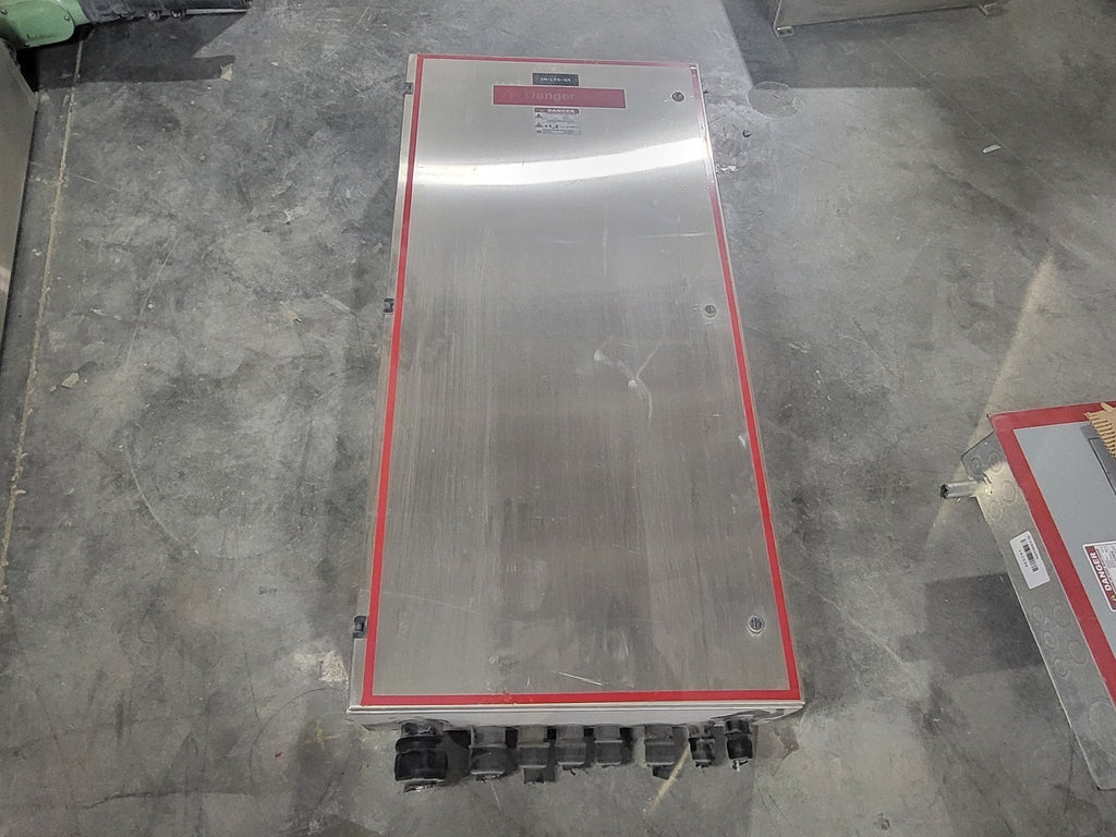 SQUARE D Dismantled - YBM4282 Panelboard 200A, 347/600VDC, 28-Circuit w/ Main Breaker