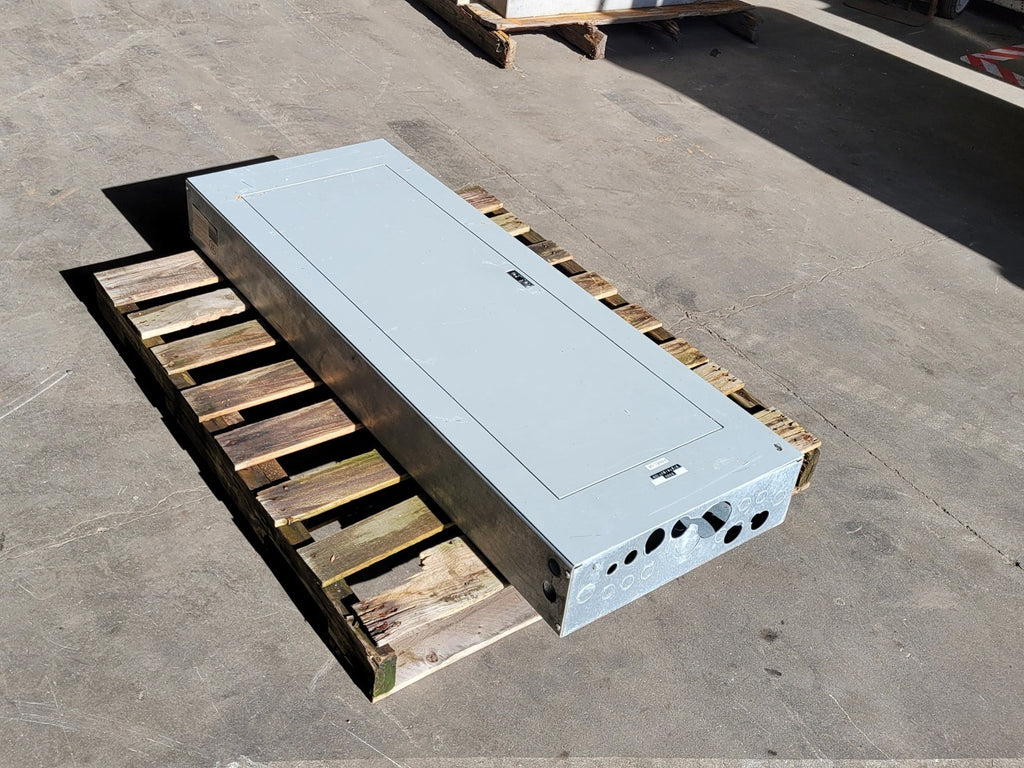 WESTINGHOUSE 600 Amp, 600V, 3Ph, 4W, 42 Circuits Panelboard Type NHFB