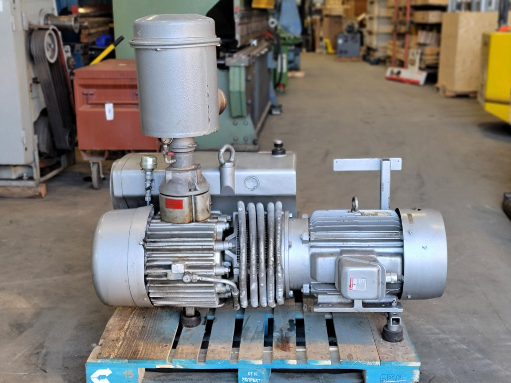 BUSCH R5 RA 0400 Rotary Vane Vacuum Pump - 330 CFM - 20 HP Toshiba Motor