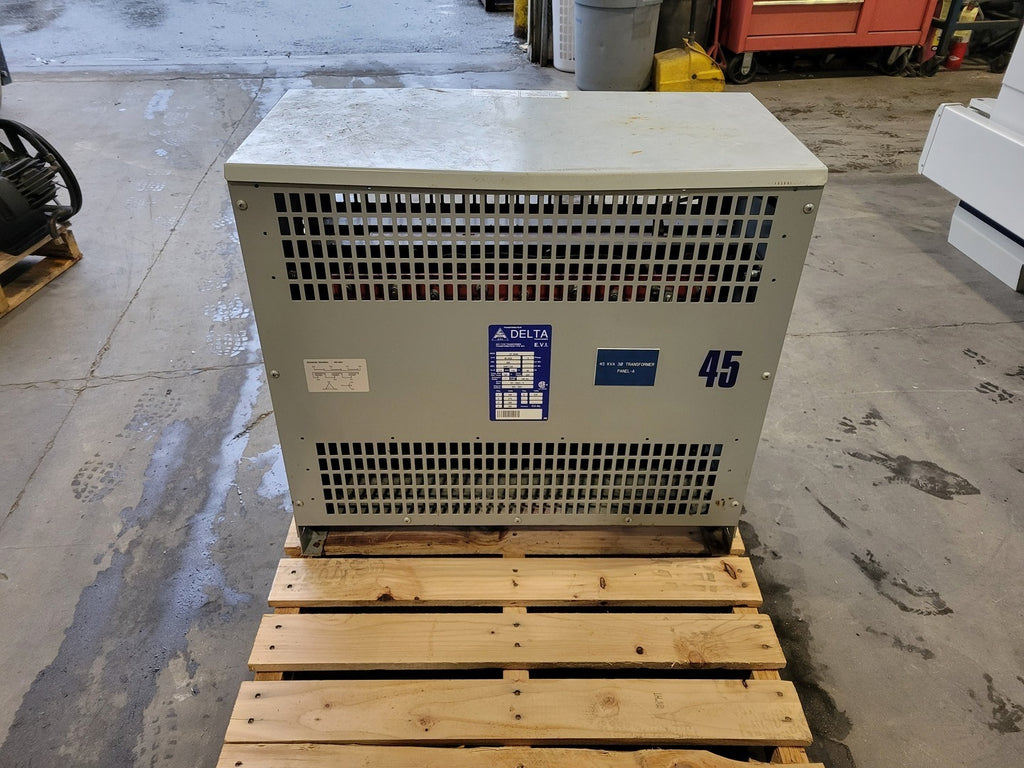 DELTA EVI 45 kVA Transformer 600V pri. volts, 208Y/120V sec. volts DT 0045