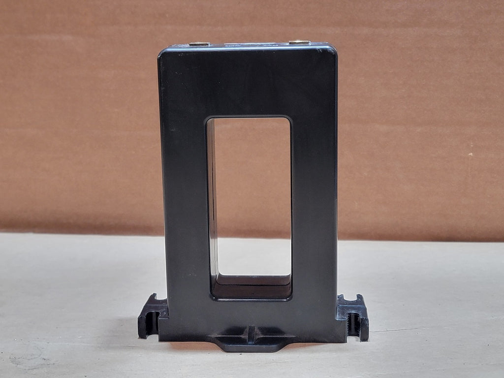 INSTRUMENT TRANSFORMERS, INC. Current Transformer 586-801, 800:5A Ratio