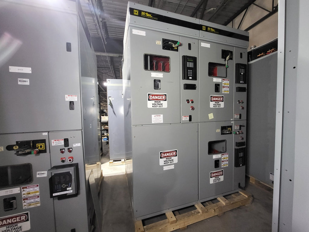 SQUARE D ISO-Flex 4.16kV Medium Voltage MCC | (3) Vacuum Motor Starters | 2000A Bus