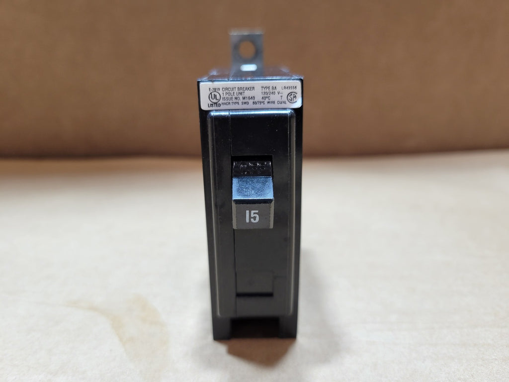 CUTLER-HAMMER 15 Amp, 1 Pole, 120/240 Volts Circuit Breaker BAB1015