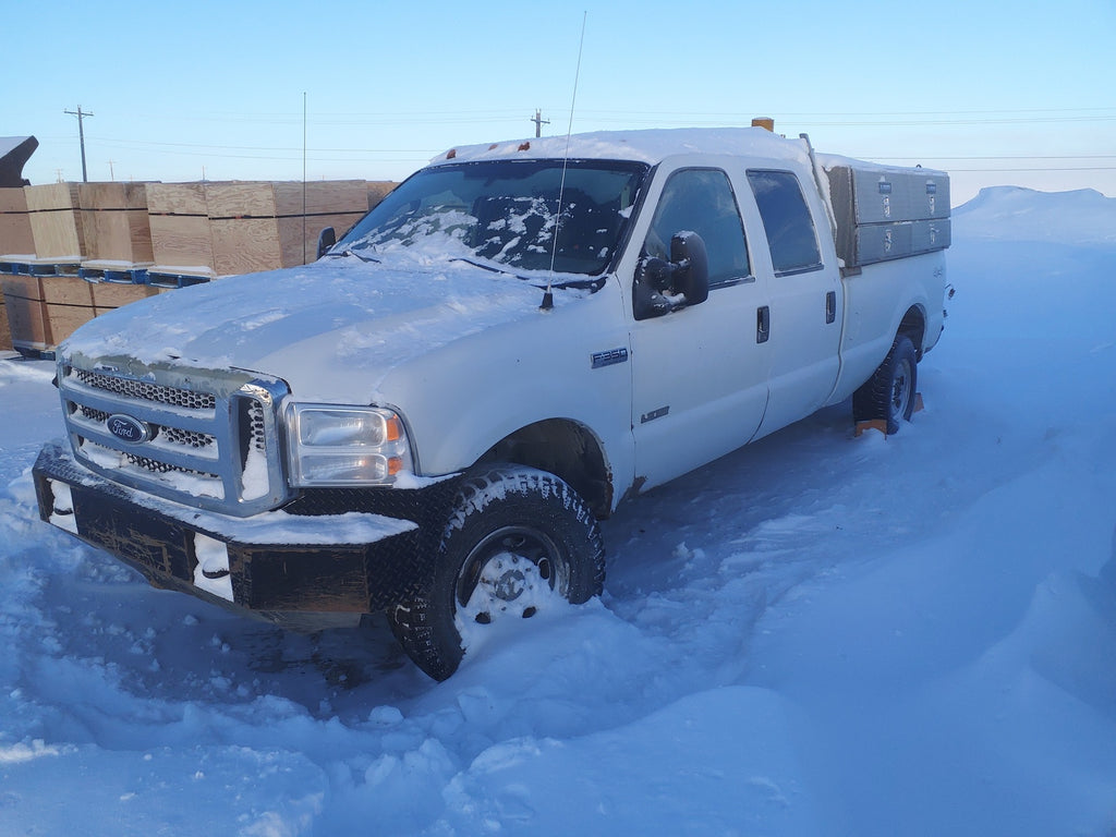 2007 FORD F-350 Truck, 256,536 km, Unit VPC231 (Non-running, parts-only)
