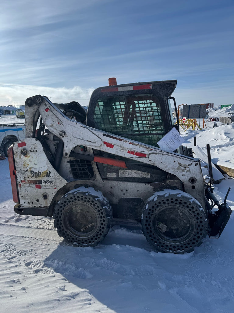 BOBCAT S590 Skidsteer, 3,593 Hrs, Unit LPF592 (Engine needs rebuild)