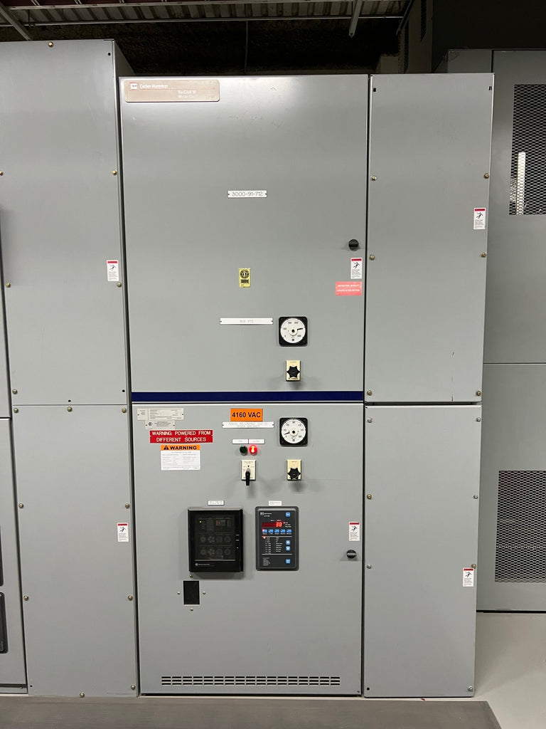 CUTLER-HAMMER VacClad-W Metal-Clad Switchgear, 4160V, 1200A