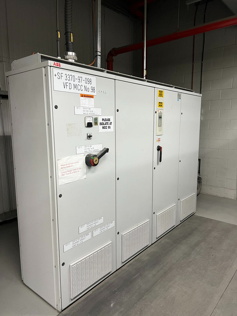 ABB VFD MCC ACS607-0610-6-00HB120052B, 0-575VAC, 0-300hz, 4 Sections