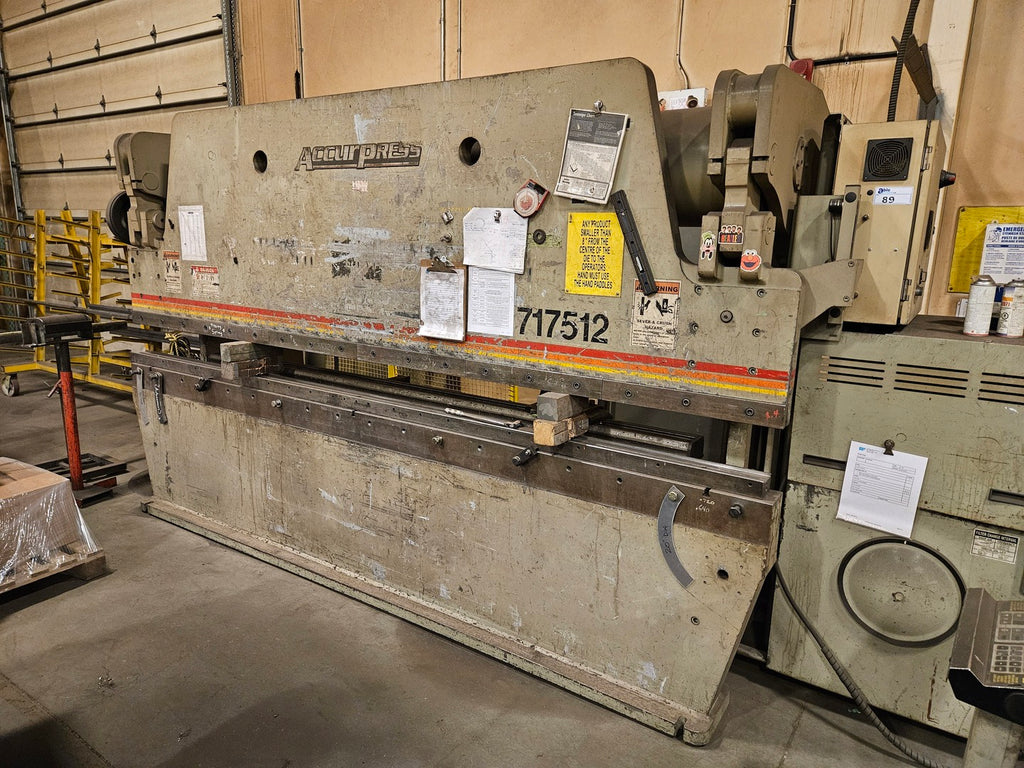 ACCURPRESS 12' x 175 ton Hydraulic Press Brake Accurpress 717512 w/ tooling