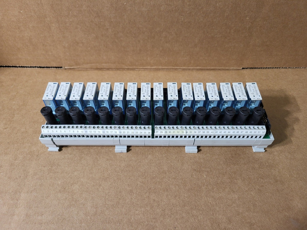 ALLEN-BRADLEY  24 VDC, Digital, Relay Interface Module 1492-XIM4024-16RF