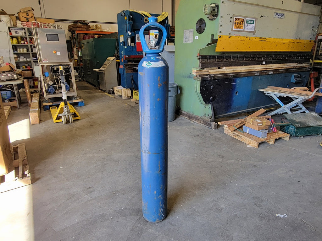 AIR LIQUIDE 2,400 PSI Blueshield 8 Compressed Gas Argon/CO2 Cylinder Tank w/ Pressure Gauge