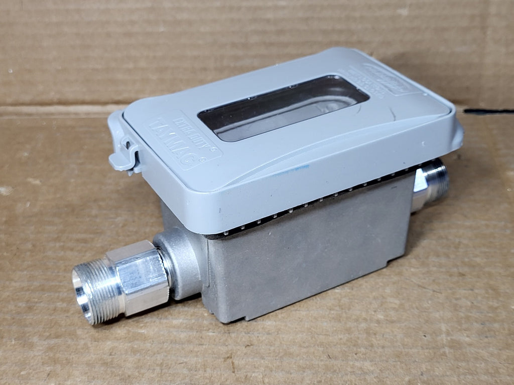 HUBBELL Duplex Receptacle Extra Duty TayMac w/ Cover
