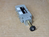 BOSCH Directional Valve 0820022990