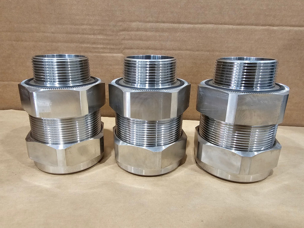THOMAS & BETTS 2-1/2" Star Teck Jacketed Metal-Clad Cable Fitting ST250-478SS (Lot of 3)