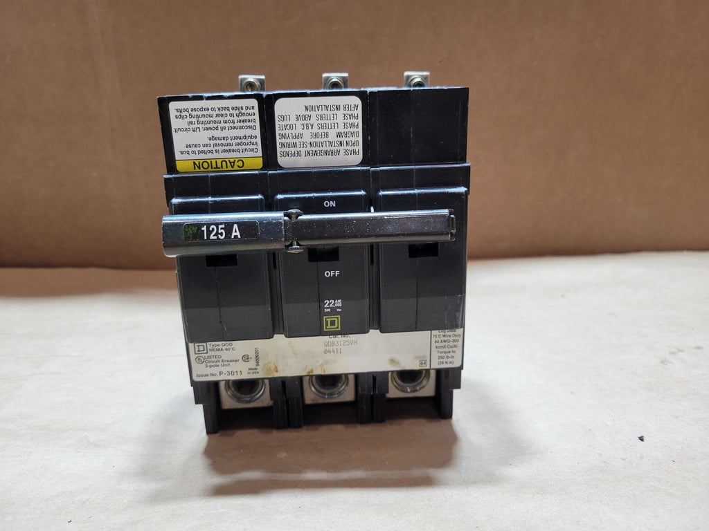 SQUARE D 125 Amp, 3 Pole, 240 Volts Circuit Breaker QOB3125VH