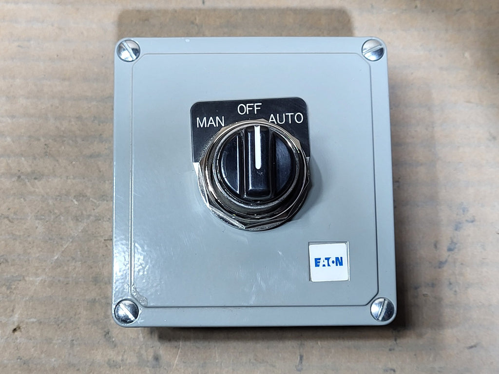 EATON Oiltight Pushbutton Station 10250T3524