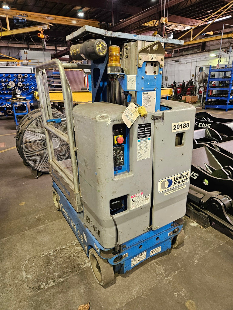 GENIE Vertical Mast Lift GR-15