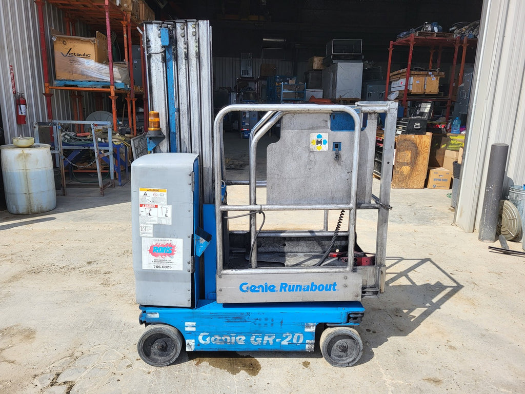 GENIE Vertical Mast Lift GR-20