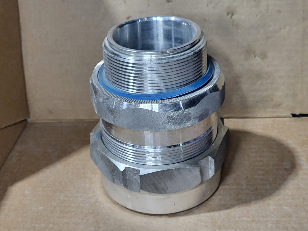 THOMAS & BETTS 3-1/2" Star Teck Cable Fitting STE350