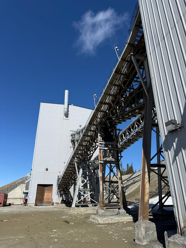 Sizing screen Feed Conveyor - 242 ft x 36 in. - from crushers to tower