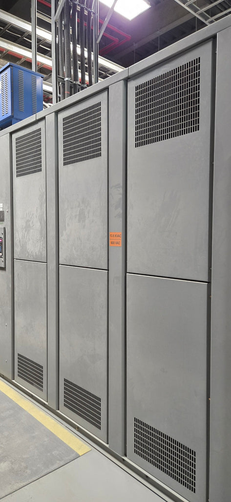 EATON CUTLER-HAMMER 2000/2666kVA Transformer, 13.8kV Pri., 600Y/347V Sec.